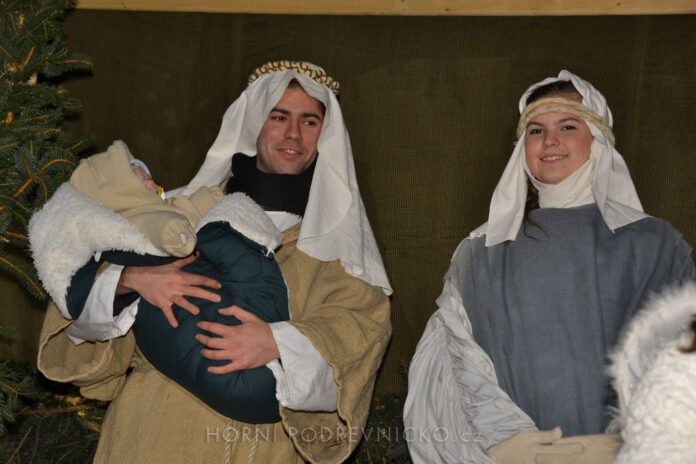20121222_hvozdna_zivy_betlem_0115.jpg