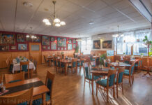 Servírka, číšník – Přerovská restaurace Slušovice