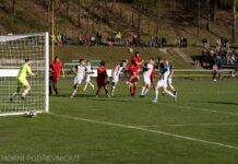 Region fotbal: Vizovice zvládly derby s vedoucí Jasennou, rozhodl Holek v závěru
