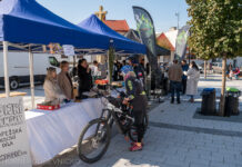 Vyprodáno pro dobrou věc. Parta z GreenFlame připravila dobroty na podporu nezaopatřených dětí v Libérii